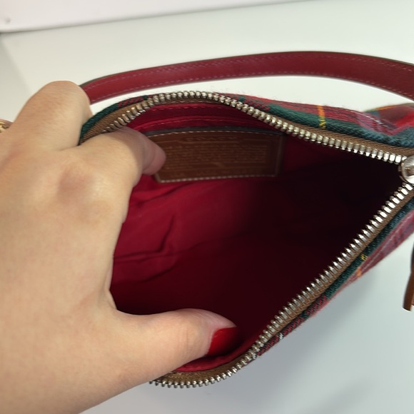 Coach | Festive Tartan Plaid Demi Pouch *Rare* #8935/#6094 - Picture 12 of 12